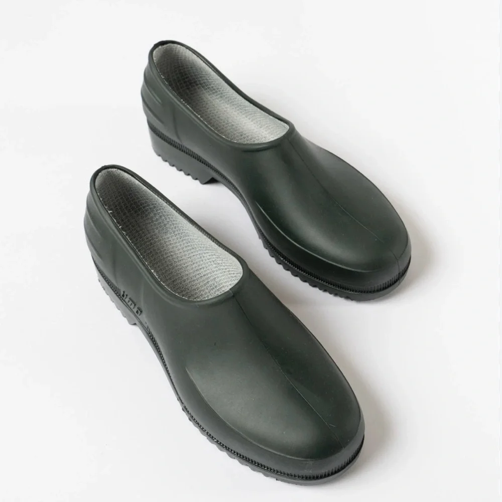 PLASTICANA FRENCH RECYCLED HEMP GARDEN CLOGS IN SEPIA